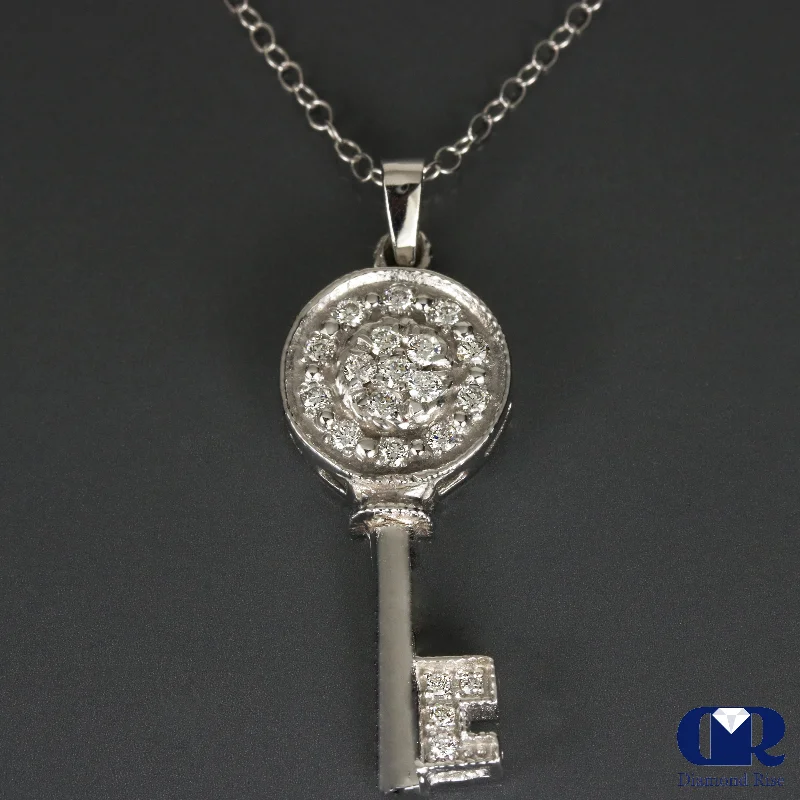 Tarnished gold necklace-Natural Diamond Key Pendant Necklace 0.46 Ct 14K Gold With 16" Chain