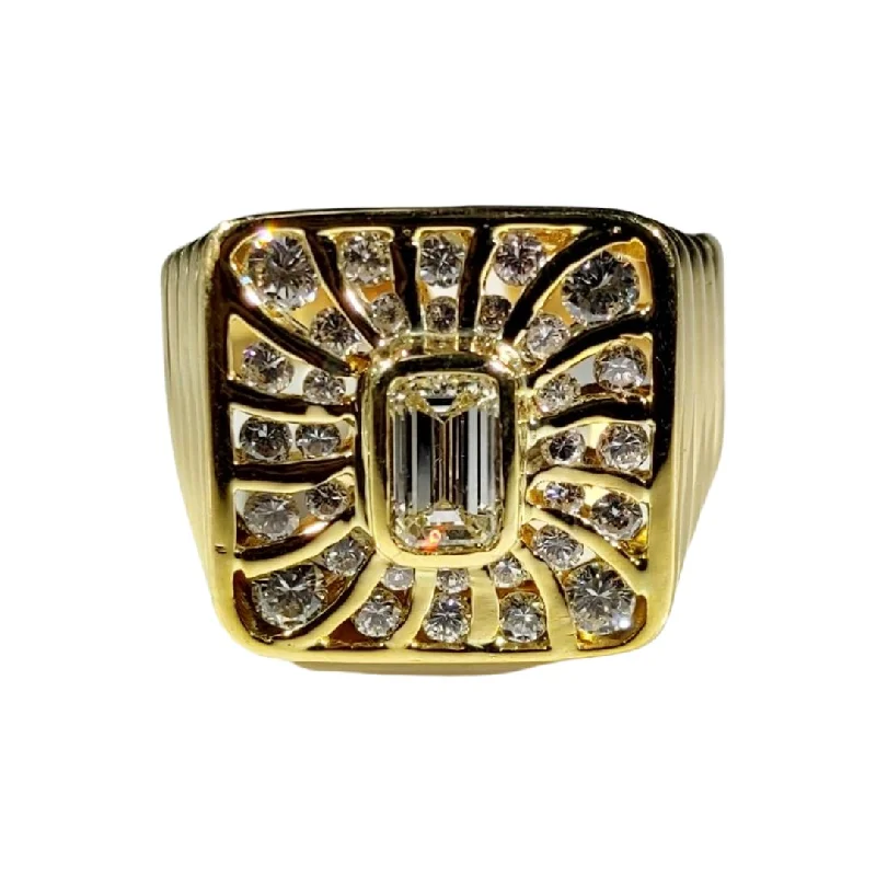 Pointed stone ring-2ctw Diamond Men's Ring 18K