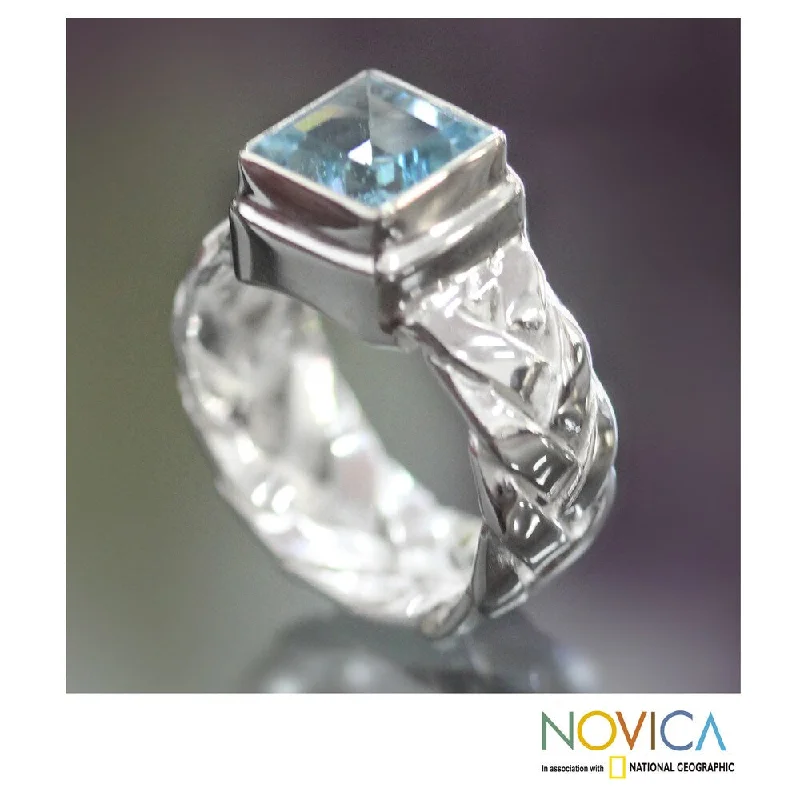 Tilted gem ring-Handmade Sterling Silver 'Light of Truth' Blue Topaz Solitaire Ring (Indonesia)