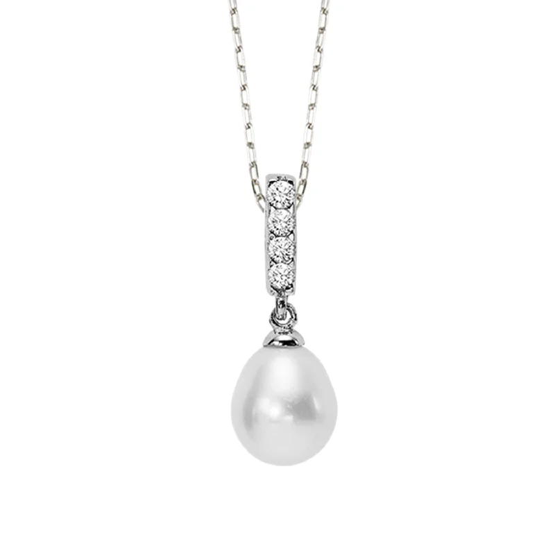 Brushed-edge necklace-Pearl and Cubic Zirconia Pendant Necklace