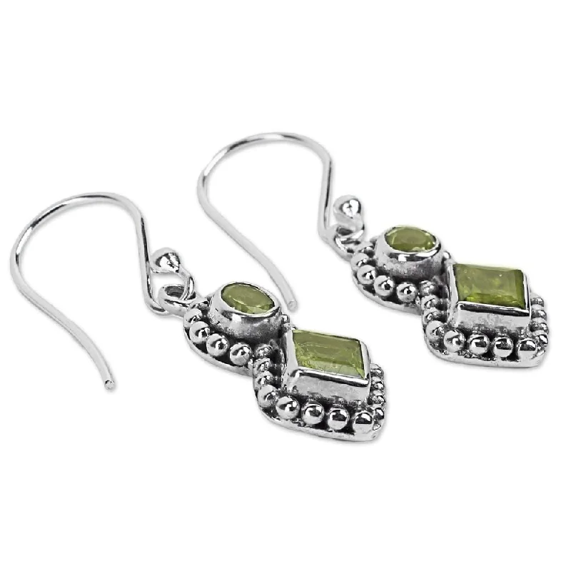 Molten gold earrings-Handmade Sterling Silver Twin Aura Peridot Earrings (India) - 1.3*0.4